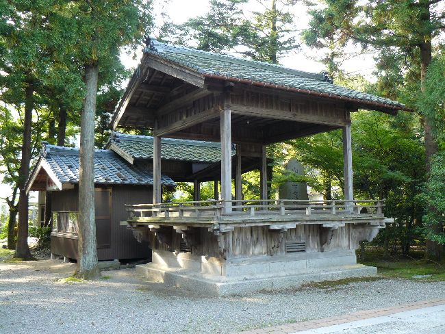 ���c�����_�{