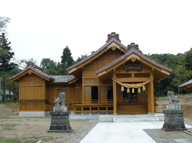 居多神社・拝殿