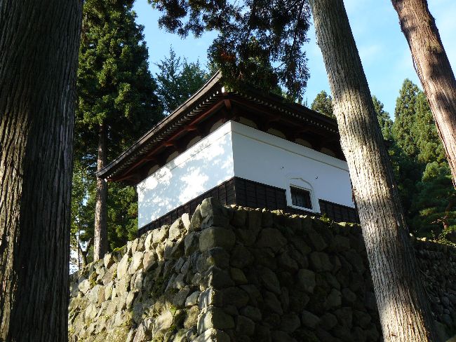 �֋����E�o��