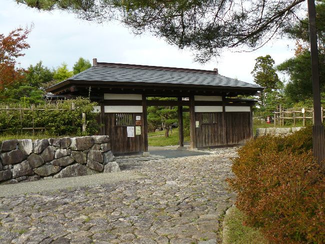 �������ƏZ��