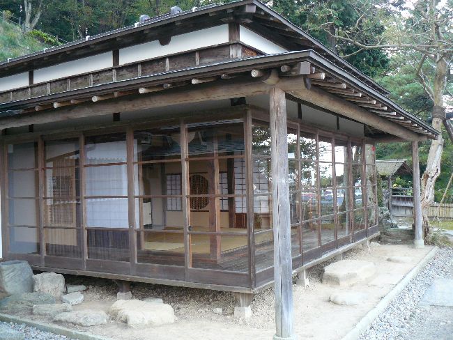 �y�R���i�����s�j