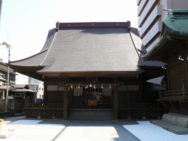 �D�]���_�{