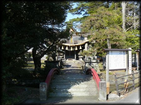 �����z�K�_�Ћ������ʂɐ݂���ꂽ�_��