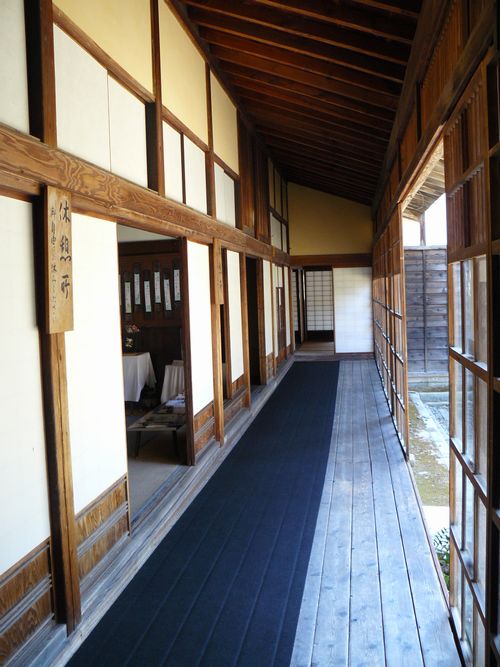 �V���s�E������ƏZ��