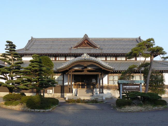 �������a