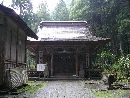 八木神社参道石畳みから見た拝殿正面