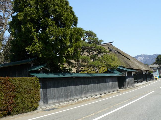 �����ƏZ��