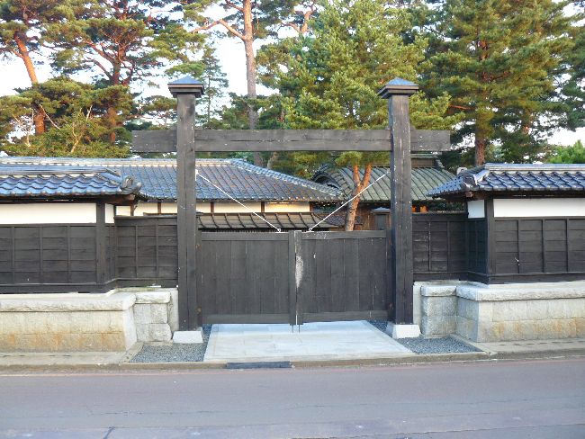 �s���ƏZ��