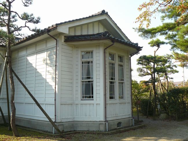 �����m������