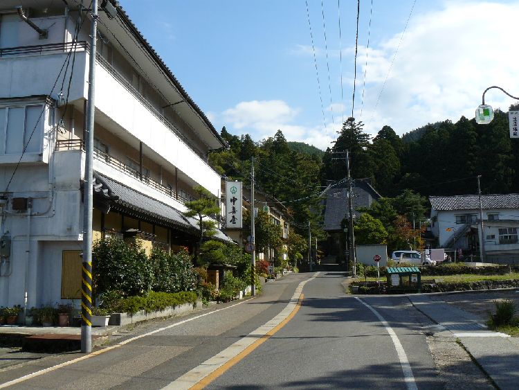 �o������E����X�i�V���������s�j