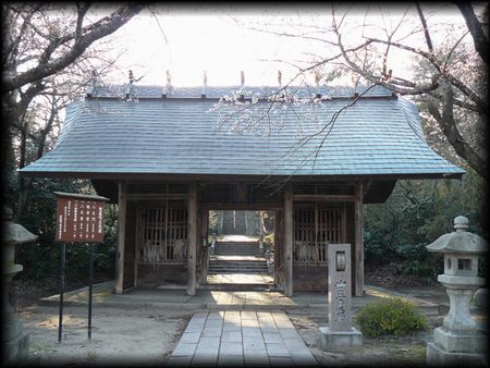 ��ω@�������ʂɐ݂���ꂽ�R��